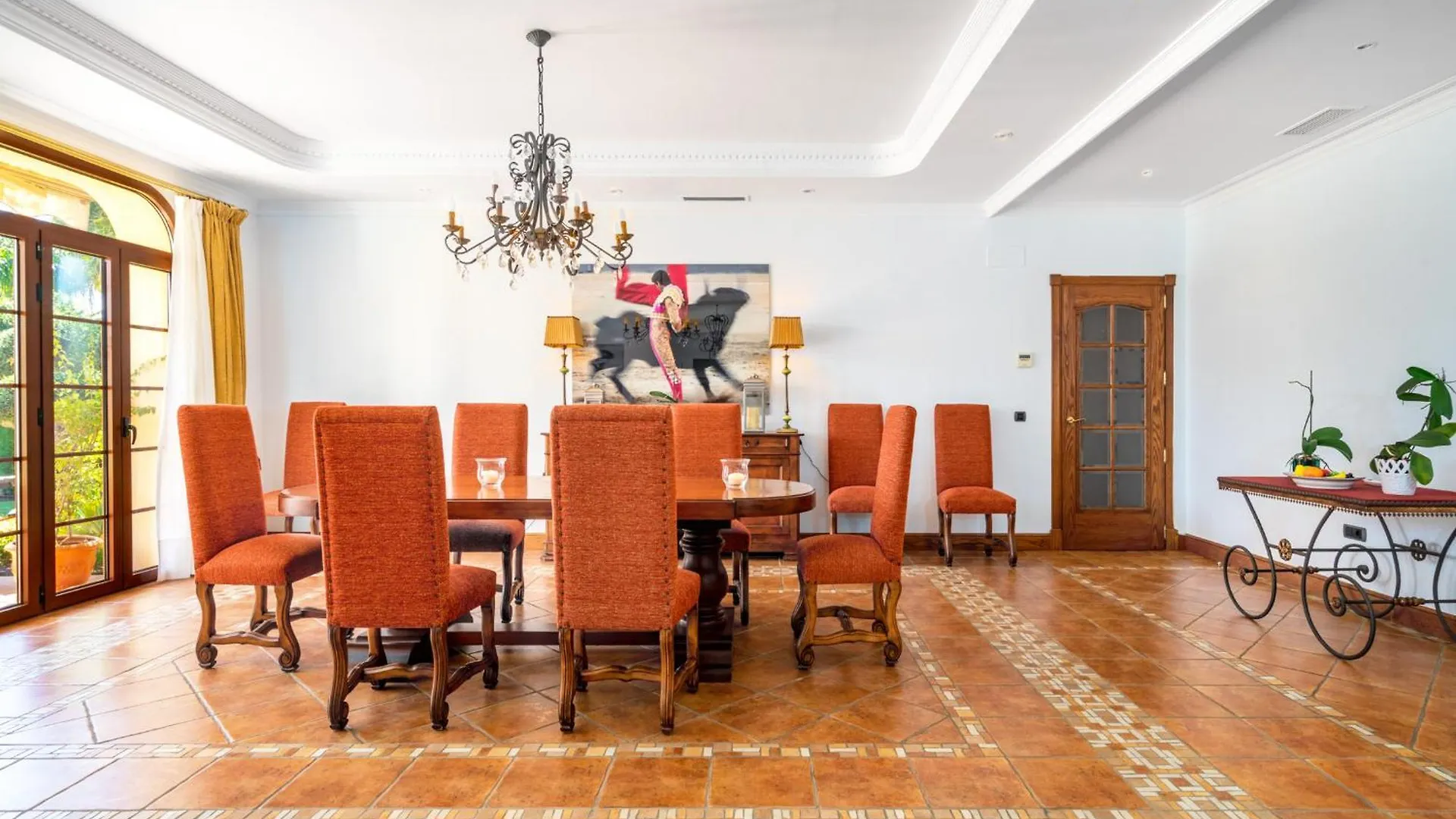 Luxury Villa In Guadalmina マルベーリャ
