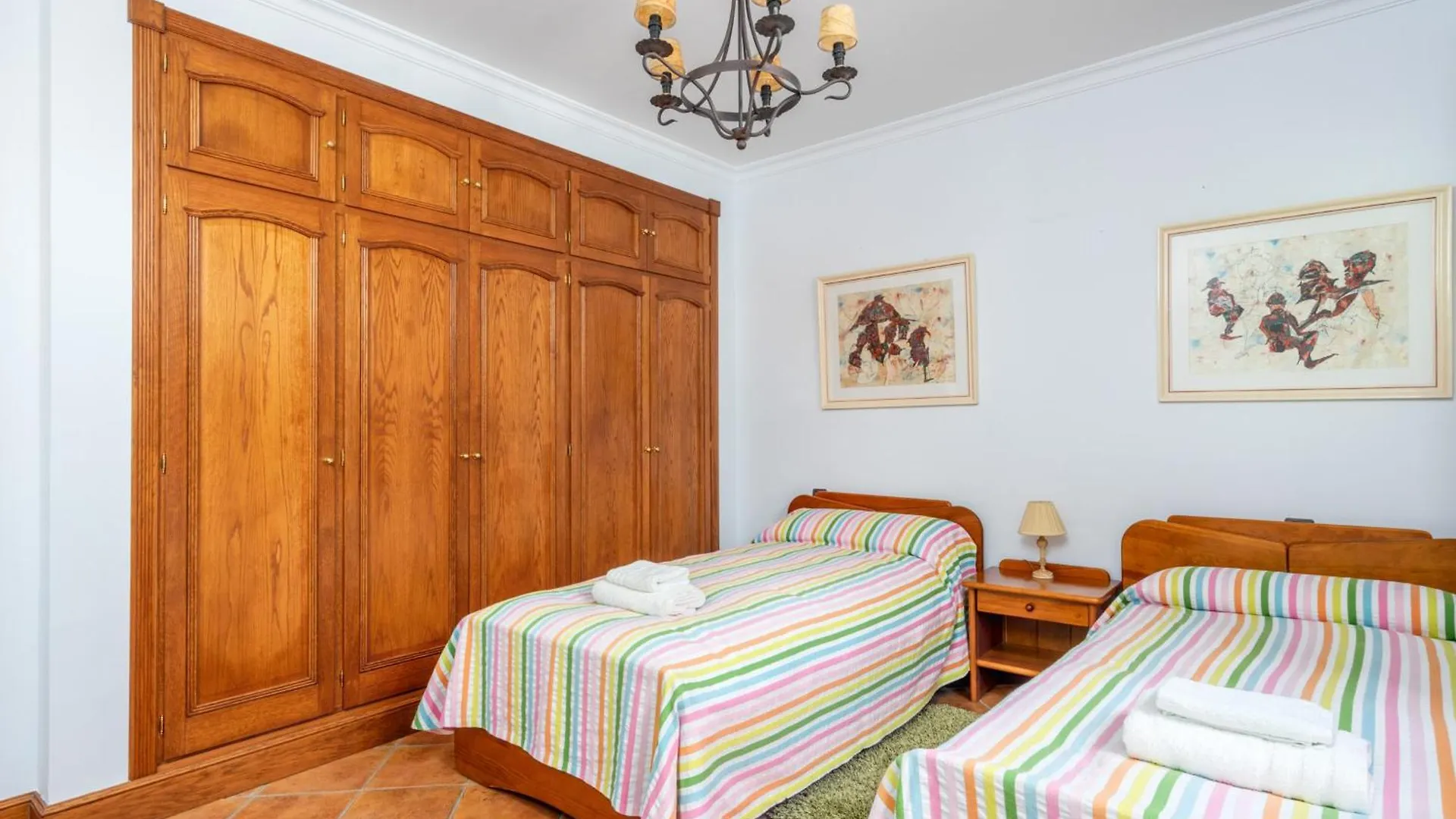 Luxury Villa In Guadalmina マルベーリャ 0*,  スペイン